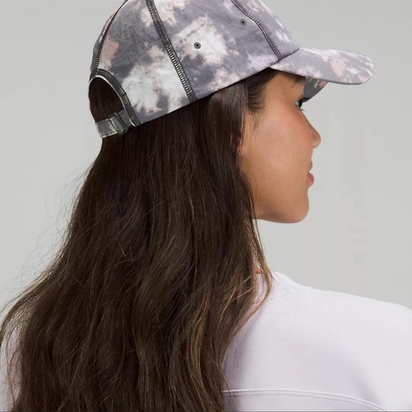 NEW Lululemon Athletica, baller cap - Picture 5 of 6